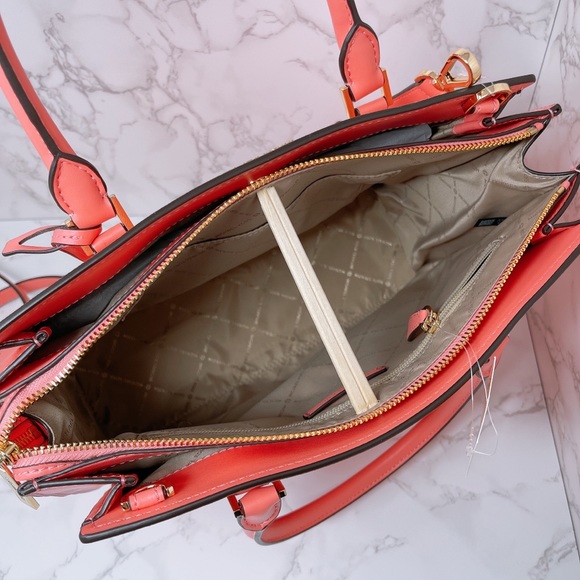 Michael Kors Hope Large Satchel and Wallet - Picture 7 of 14